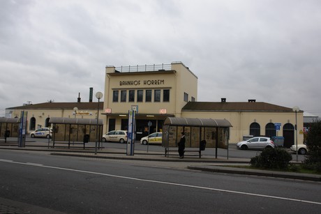 bahnhof