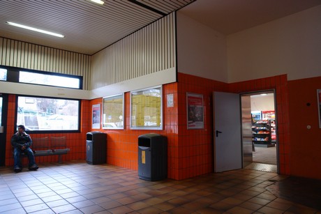 bahnhof