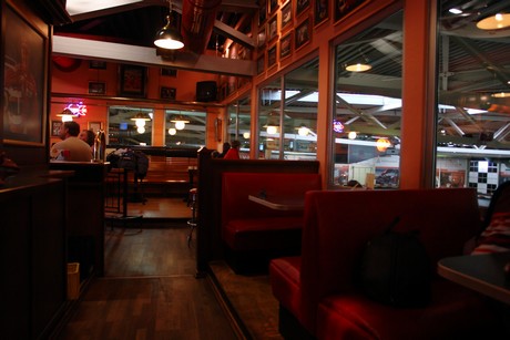 sportsbar