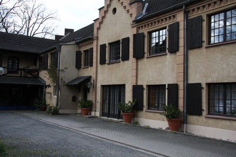 burg-satzvey