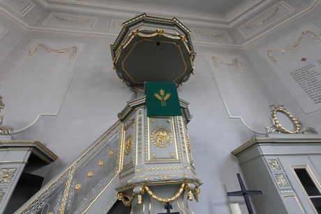 evangelische-kirche