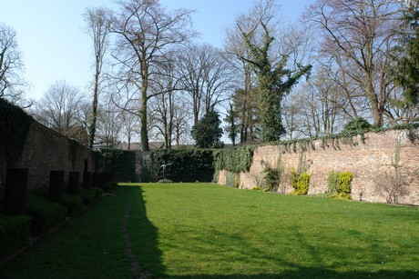 schloss-noervenich