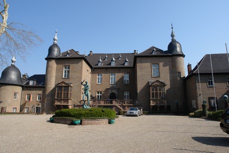 schloss-noervenich