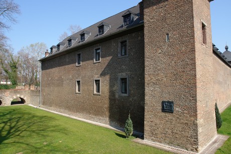 schloss-noervenich