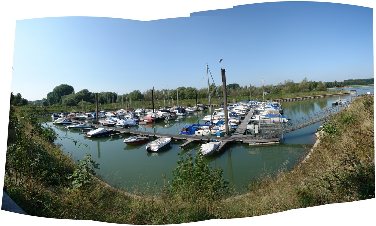 Zündorf Yachthafen